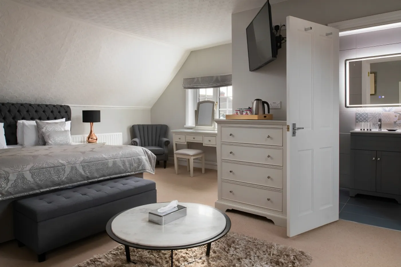 B&B for NEC Birmingham events — bedroom interior at Springfield House